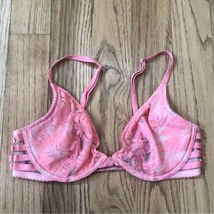 Victoria’s Secret Very Sexy Unlined Plunge Bra 34C